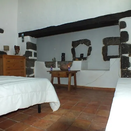Semesterbostad Casa Las Flores *