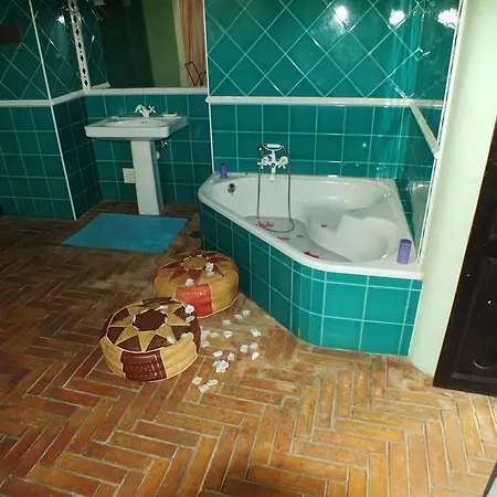 Semesterbostad Casa Las Flores *